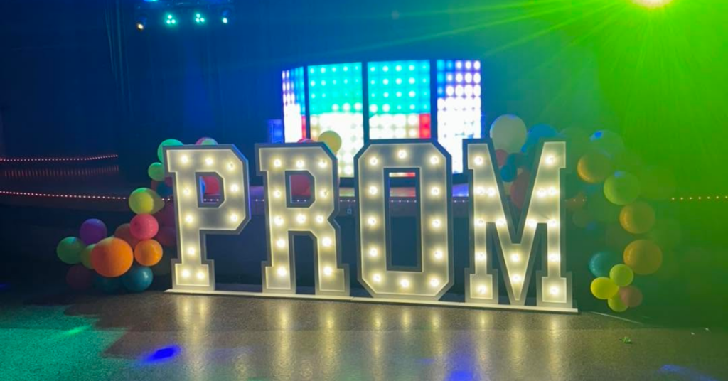 Hiring the Right Prom DJ Can Make or Break the Night