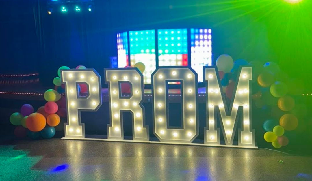Hiring the Right Prom DJ Can Make or Break the Night